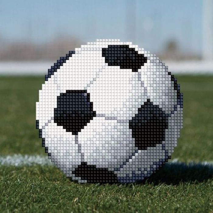 DIAMOND DOTZ SOCCER