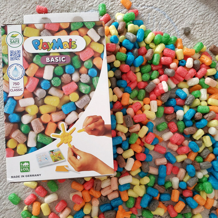 KATASKEuES ME KARTES KAI SFOuGARAKIA APO AMuLO KALAMPOKIOu MEGLO KOuTI 700tmx