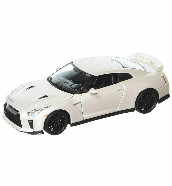 BURAGO 1/24 PLUS NISSAN GT-R WHITE 2017