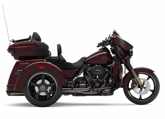 MAISTO 1/12 2013 HARLEY DAVIDSON 2021 CVO TRI GLIDE