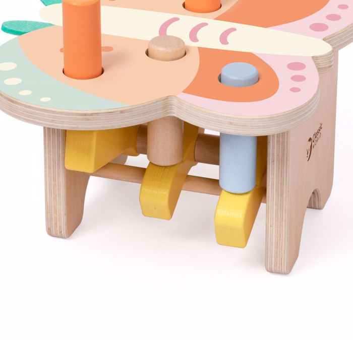 XuLINOS PAGOS PETALOuDA ME SFuRAKI