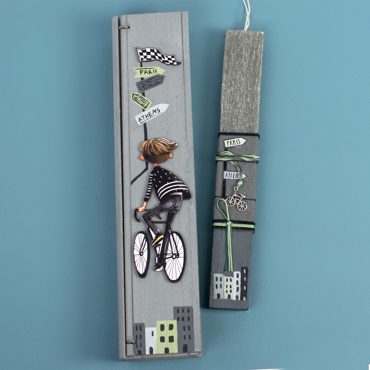 ΛΑΜΠΑΔΑ ΠΟΔΗΛΑΤΗΣ ΣΕ ΞΥΛΙΝΗ ΘΗΚΗ