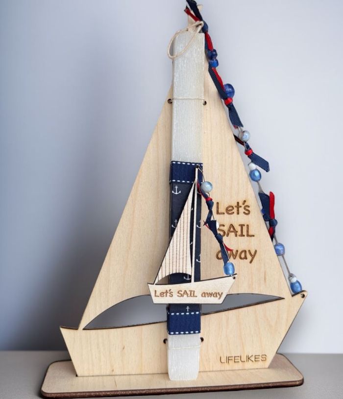 LIFELIKES LAMPADA PLAKE ME XuLINO TAMPLO- ISTIOPLOIKO