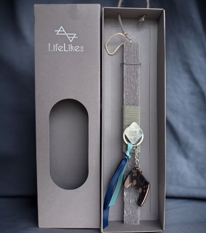 LIFELIKES LAMPADA PLAKE SE KOuTI- GAMING MPRELOK