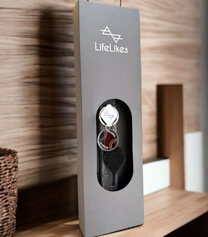 LIFELIKES LAMPADA PLAKE SE KOuTI- PADEL MPRELOK