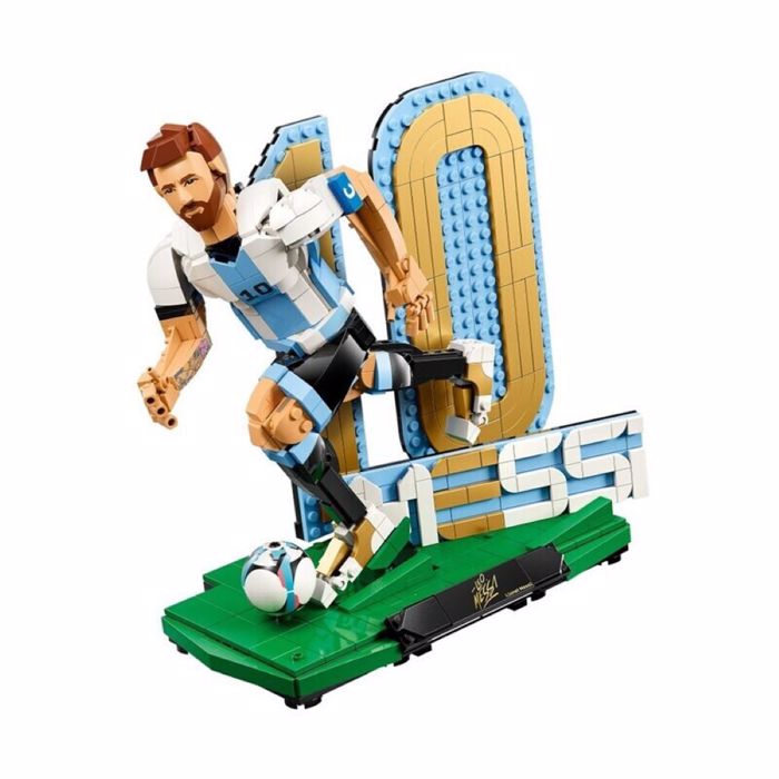 43015 LEGO EDITIONS LIONEL MESSI- SOCCER LEGEND 958pcs